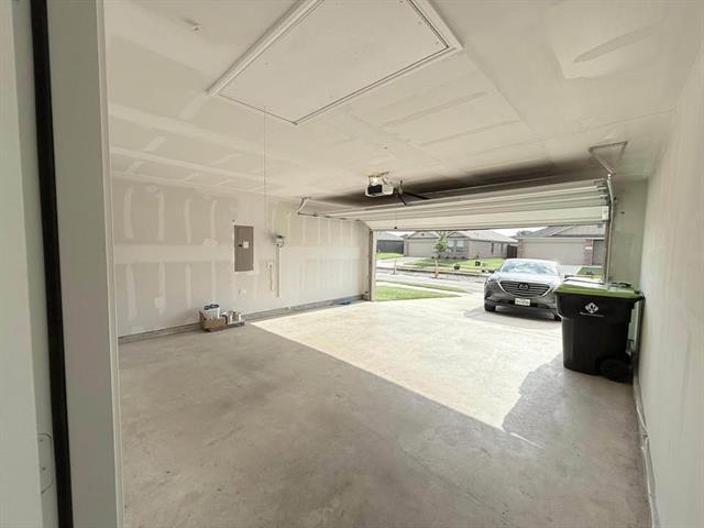 Building Photo - 1413 Vattier St