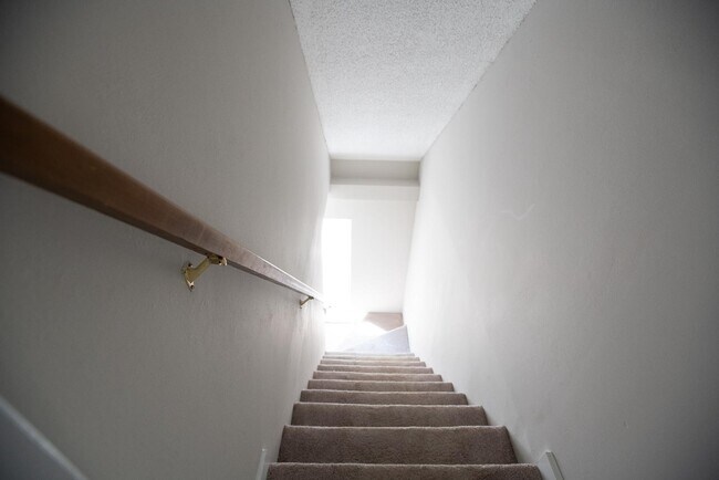 Building Photo - 9100 Nash Ave