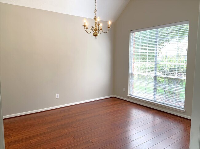 Building Photo - 4411 W Thunderwood Cir