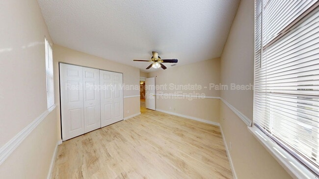 Building Photo - 140 Pheasant Run Blvd