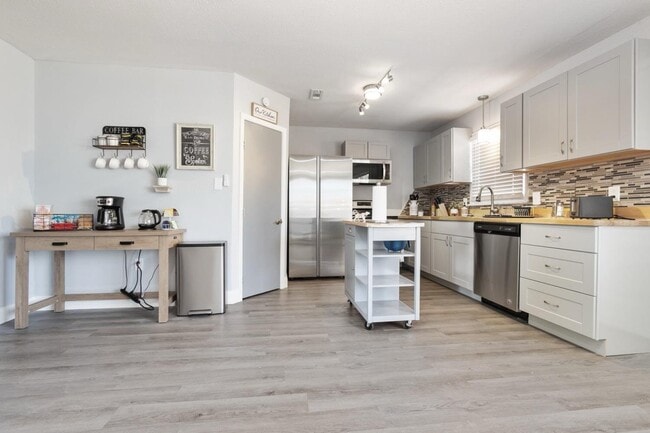 Building Photo - 4804 44th St