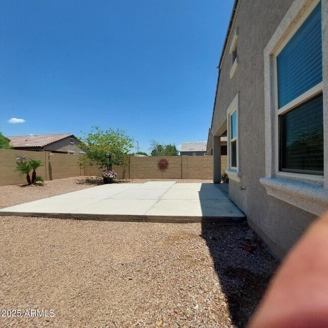 Building Photo - 25322 W Carson Dr