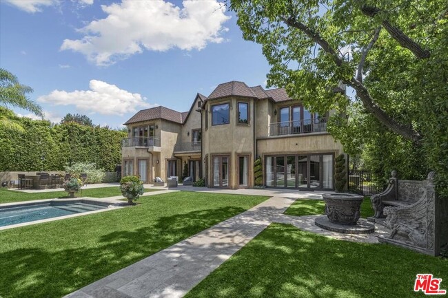 Building Photo - 617 N Alpine Dr