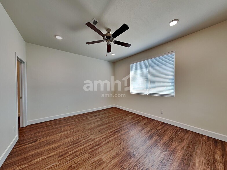 Building Photo - 2705 W 3290 S