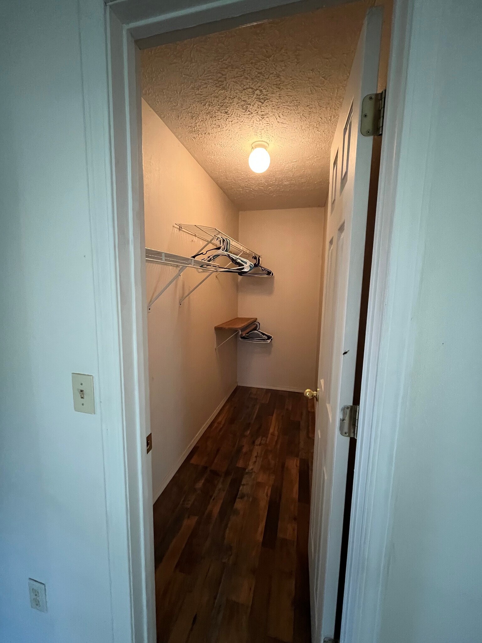 Building Photo - 1030 W Central St