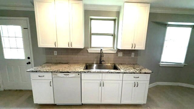 Building Photo - 212 Stratmore Dr