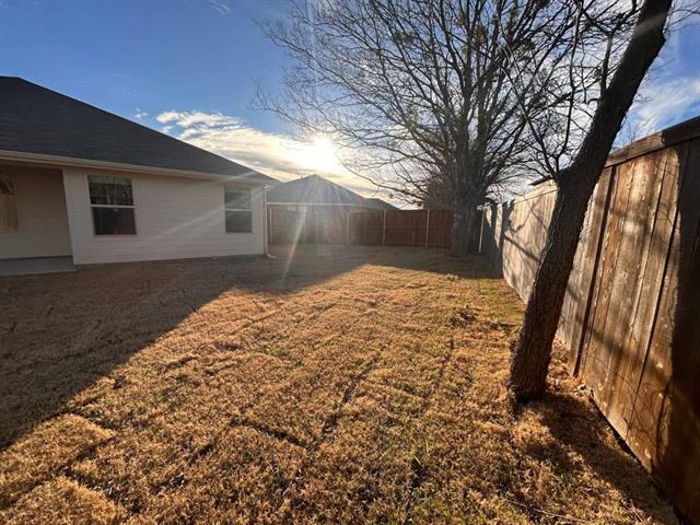 Building Photo - 521 Regiment Rd