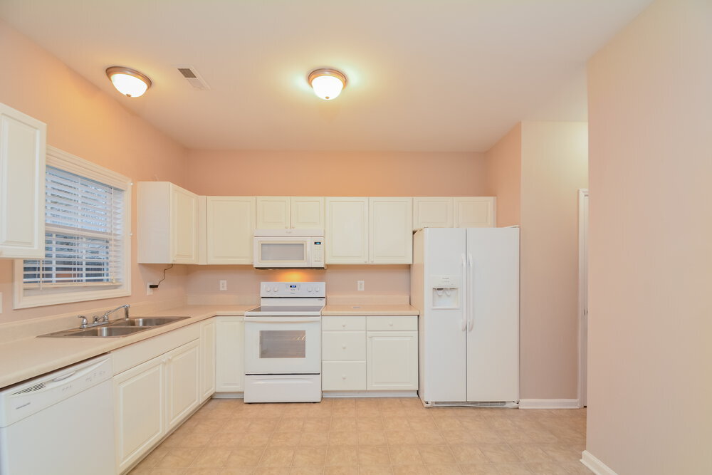 Building Photo - 4910 Little Bud Ln