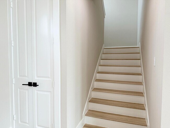 Building Photo - 2606 Liguria Ln