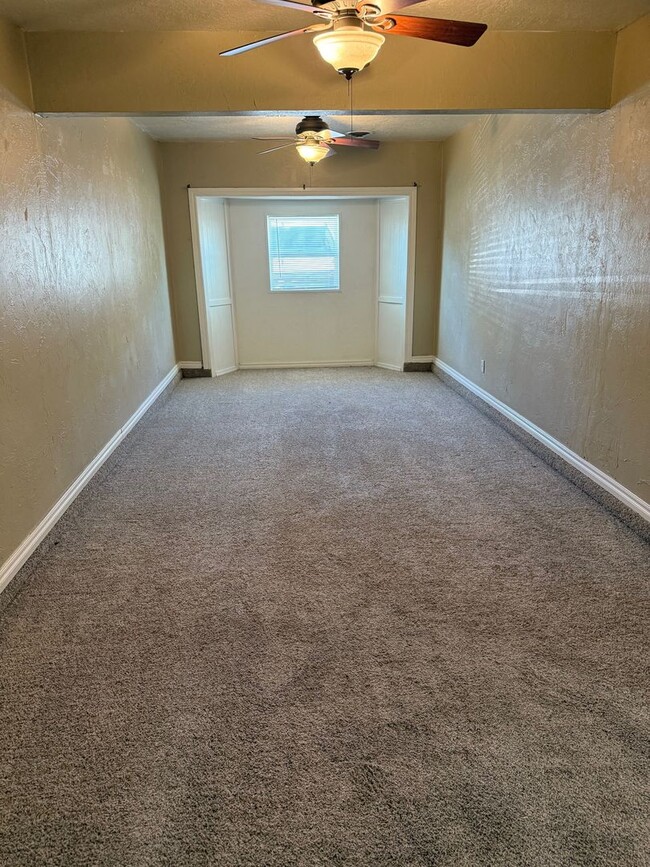 Building Photo - Charming Home in Norman
