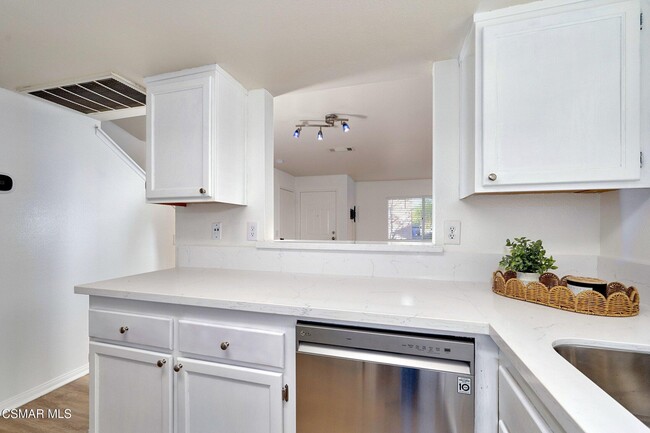 Building Photo - 4508 Apricot Rd