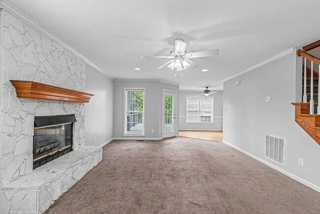 Building Photo - 209 Lansing Ct
