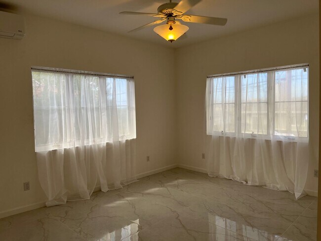 Building Photo - 4607 Aliikoa St