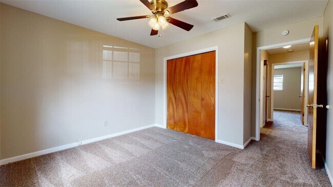 Building Photo - 3921 Olive St