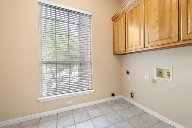 Building Photo - 10707 Bramblecrest Dr