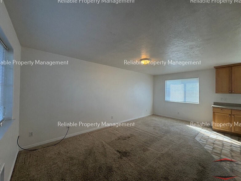Building Photo - 3713 Deloy Dr