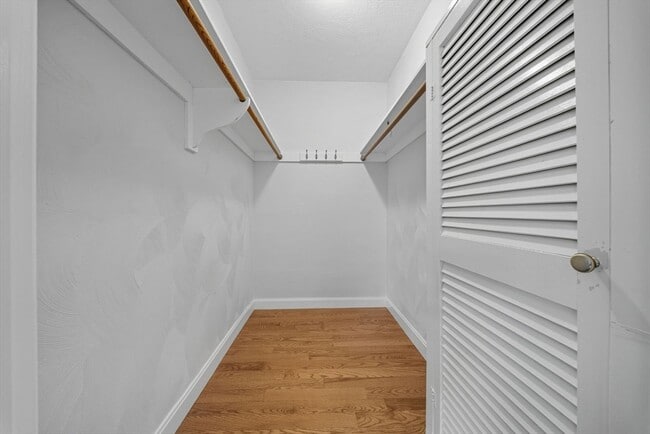 Building Photo - 808 Willard St