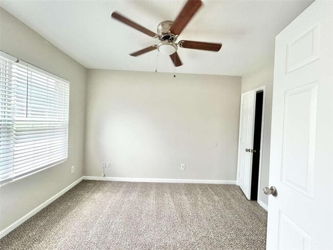 Building Photo - 944 Old Mill Ln