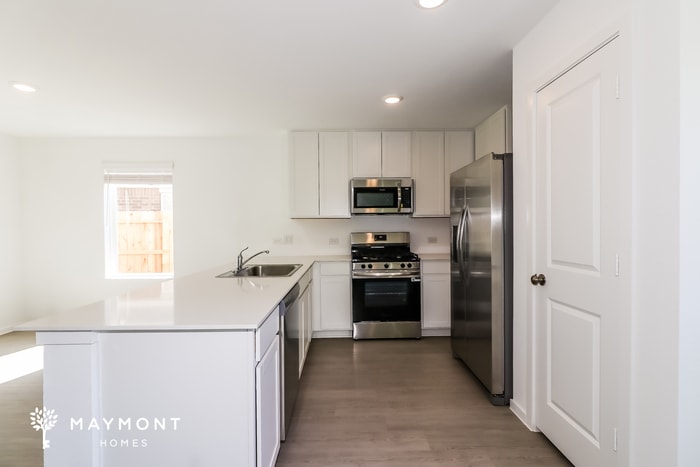 Building Photo - 3053 Fantasy Ter Dr