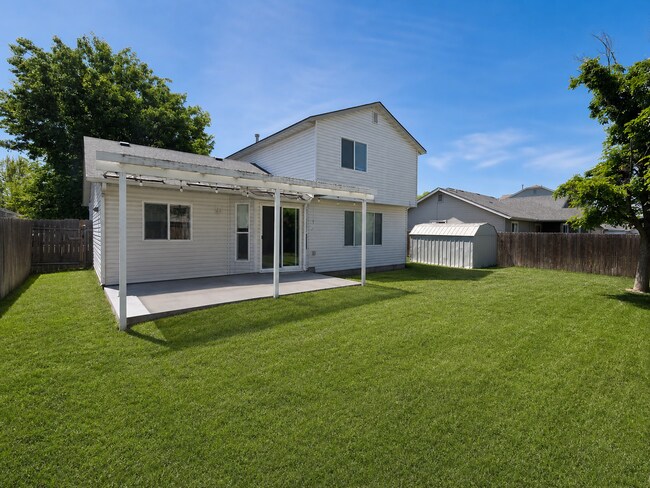Building Photo - Spacious Home with 3-Car Garage, Two Living Areas & Covered Patio