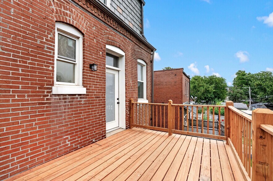 Building Photo - 2722 Armand Pl
