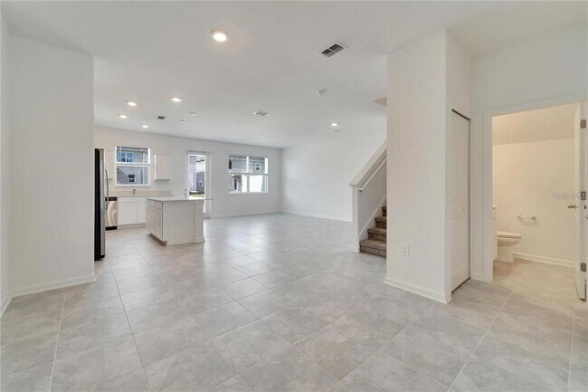 Building Photo - 392 Nine Iron Dr