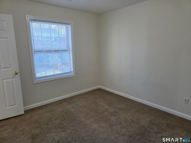 Building Photo - 148 Mathewson St