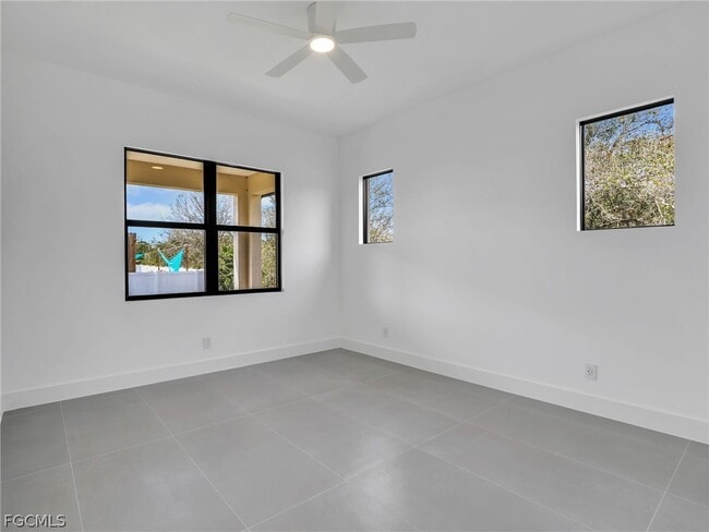 Building Photo - 6191 Kambach St