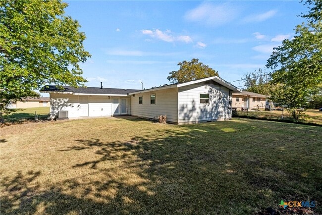 Building Photo - 1513 Westover Dr