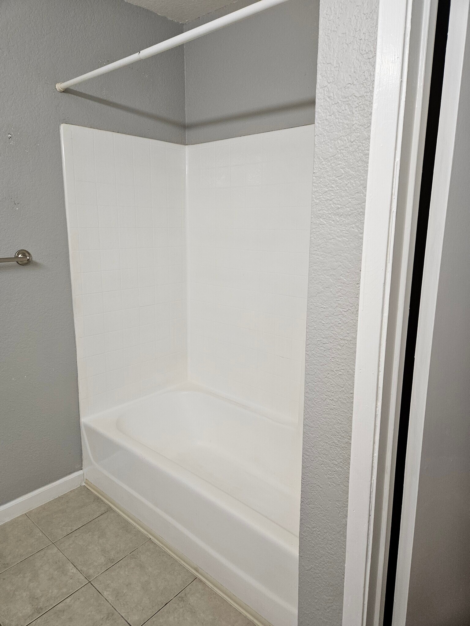 Building Photo - 11150 Trinity River Dr