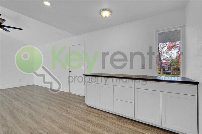 Building Photo - 5631 Mt Everest Ct