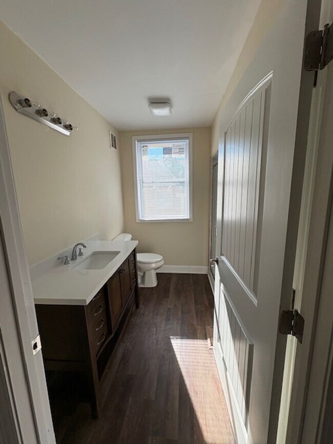 Building Photo - 3826 John Marshall Rd