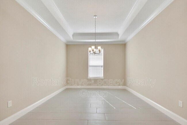 Building Photo - 10828 John Randolph Dr