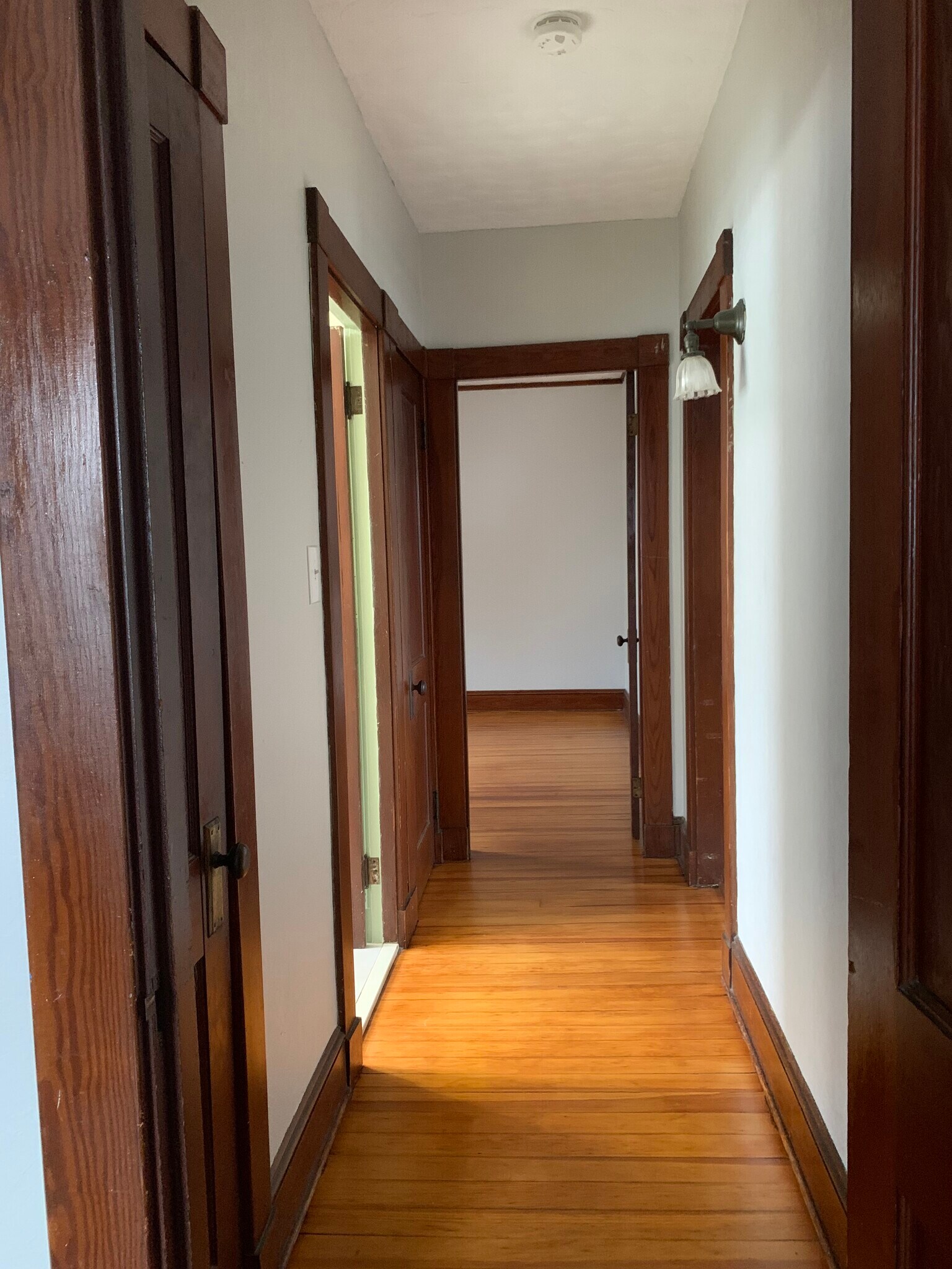 Hall - 13 Jonathan St