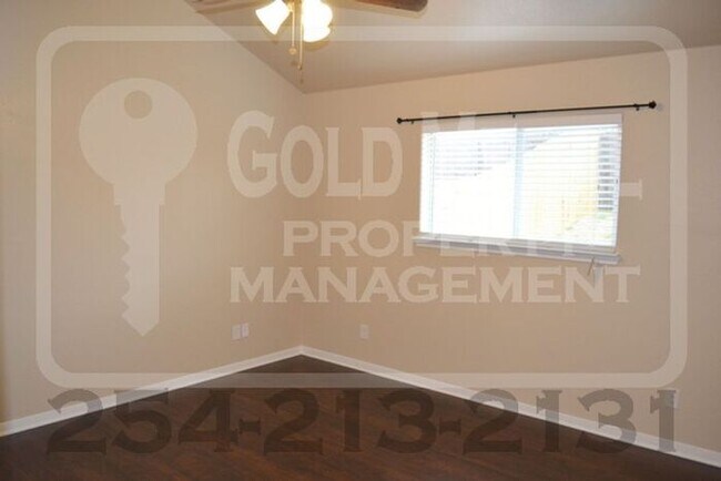 Building Photo - 1104 Grace Point Dr