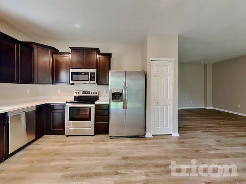 Building Photo - 1229 S Aberdeen Dr