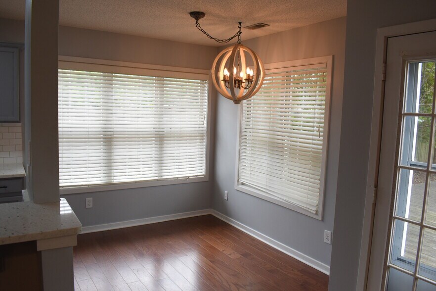 Building Photo - 7105 Centallion Ct