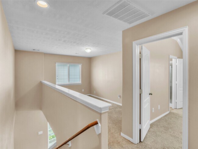 Building Photo - 1418 Banbury Ct