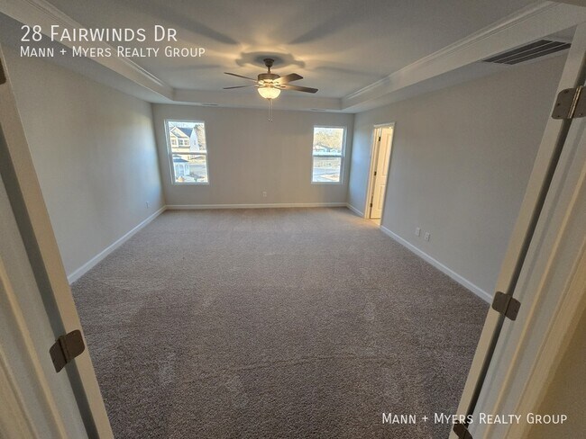 Building Photo - 28 Fairwinds Dr