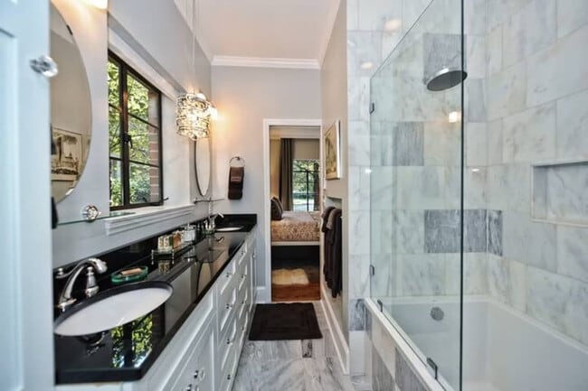 Building Photo - 600 Hermitage Ct