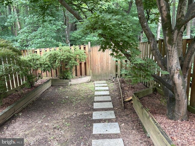 Building Photo - 1318 Alderton Ln