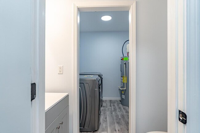 Building Photo - 128 Alumni Dr