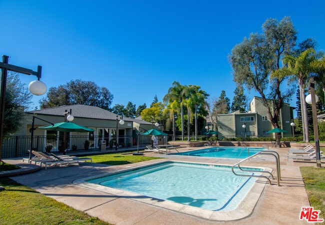 Building Photo - 4810 Hollow Corner Rd