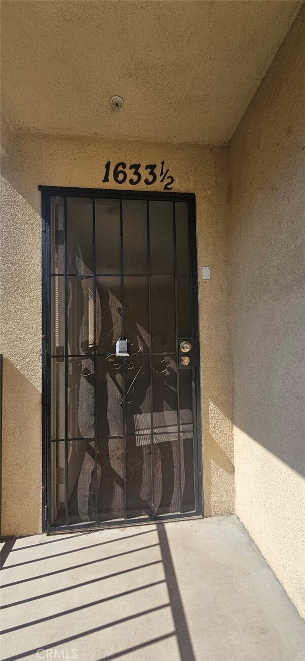 Building Photo - 1633 E 85th St