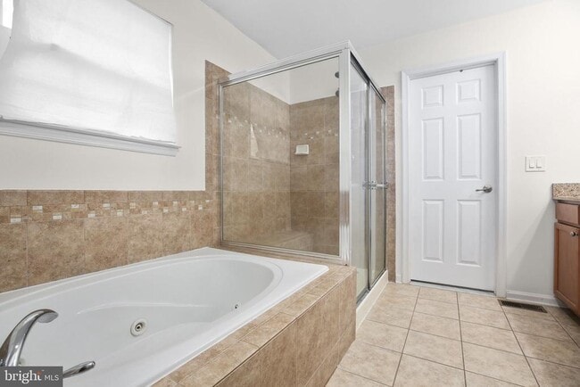 Building Photo - 71 Bismark Dr