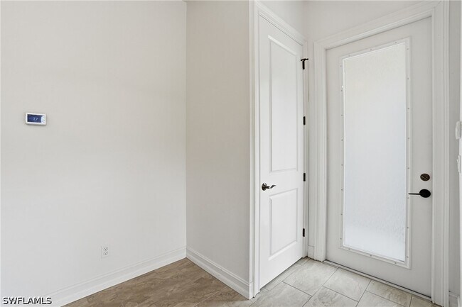 Building Photo - 1311 Jaybird Way