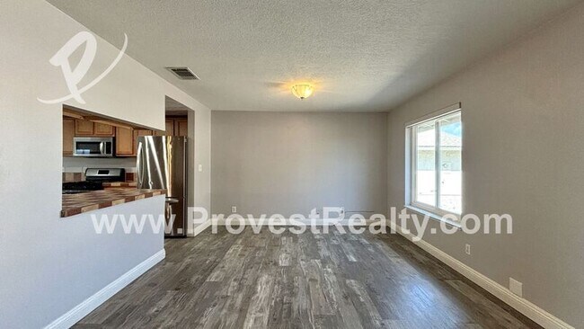 Building Photo - 13930 Hidden Valley Rd