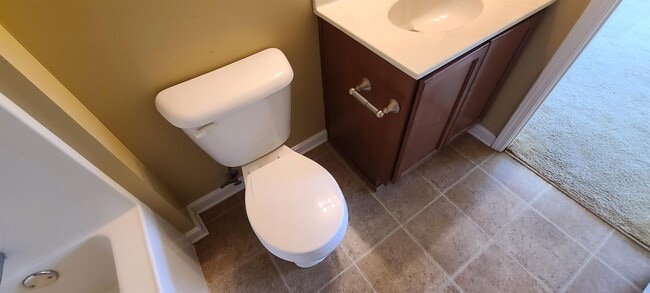 Building Photo - 2504 Emma Katherine Ln