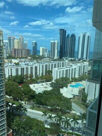 Building Photo - 17011 N Bay Rd