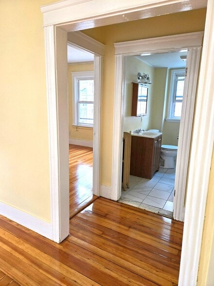 Building Photo - 118 Chad Brown St